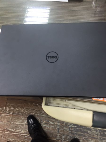 Dell Inspiron 15 5000 15吋筆電(3205U/4G/500G)