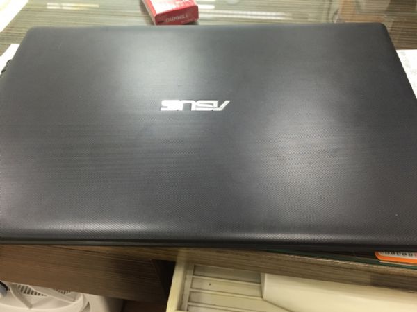 ASUS X551C 筆記型電腦